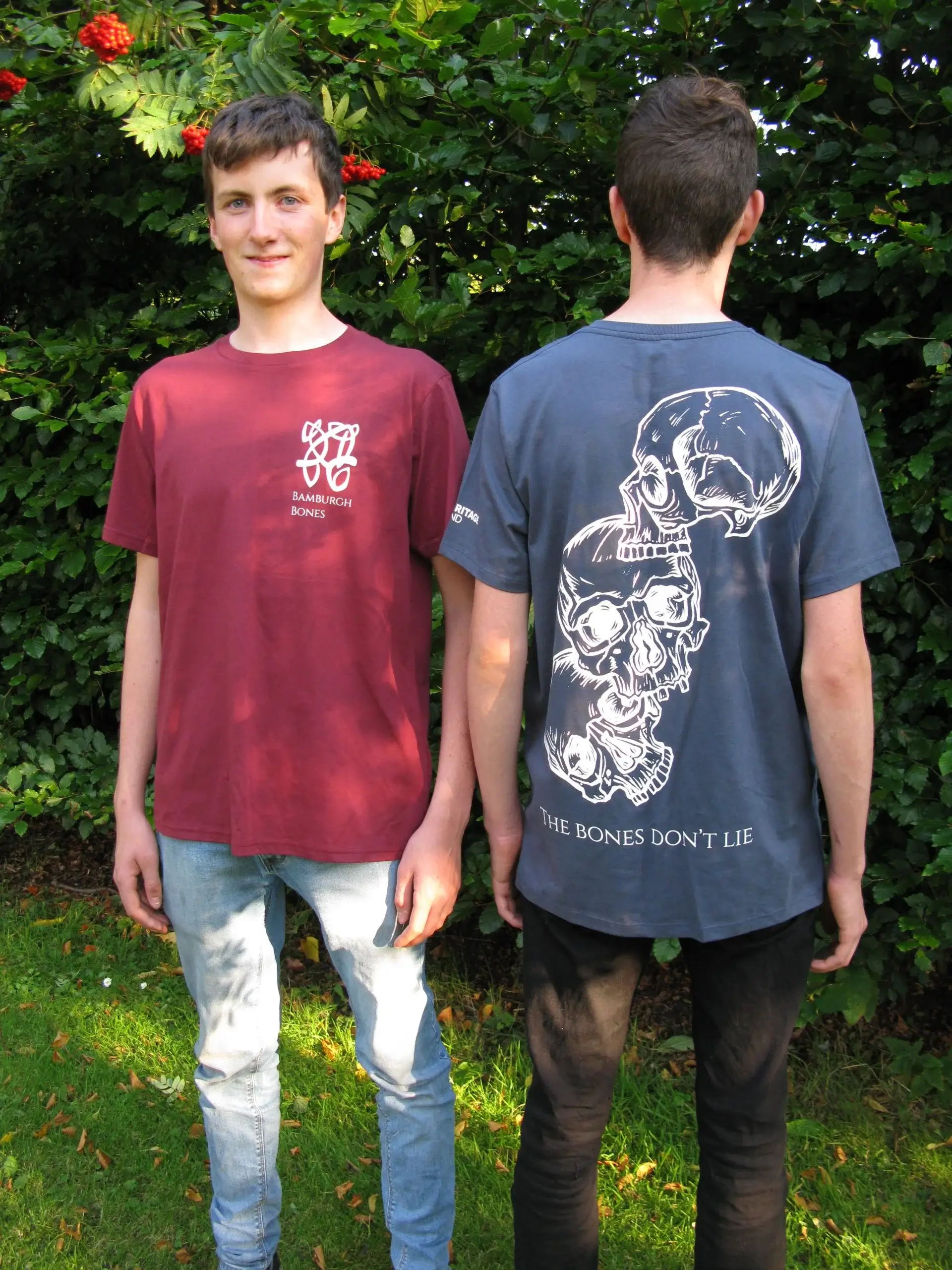 'The bones don't lie' T-shirt - Image 2