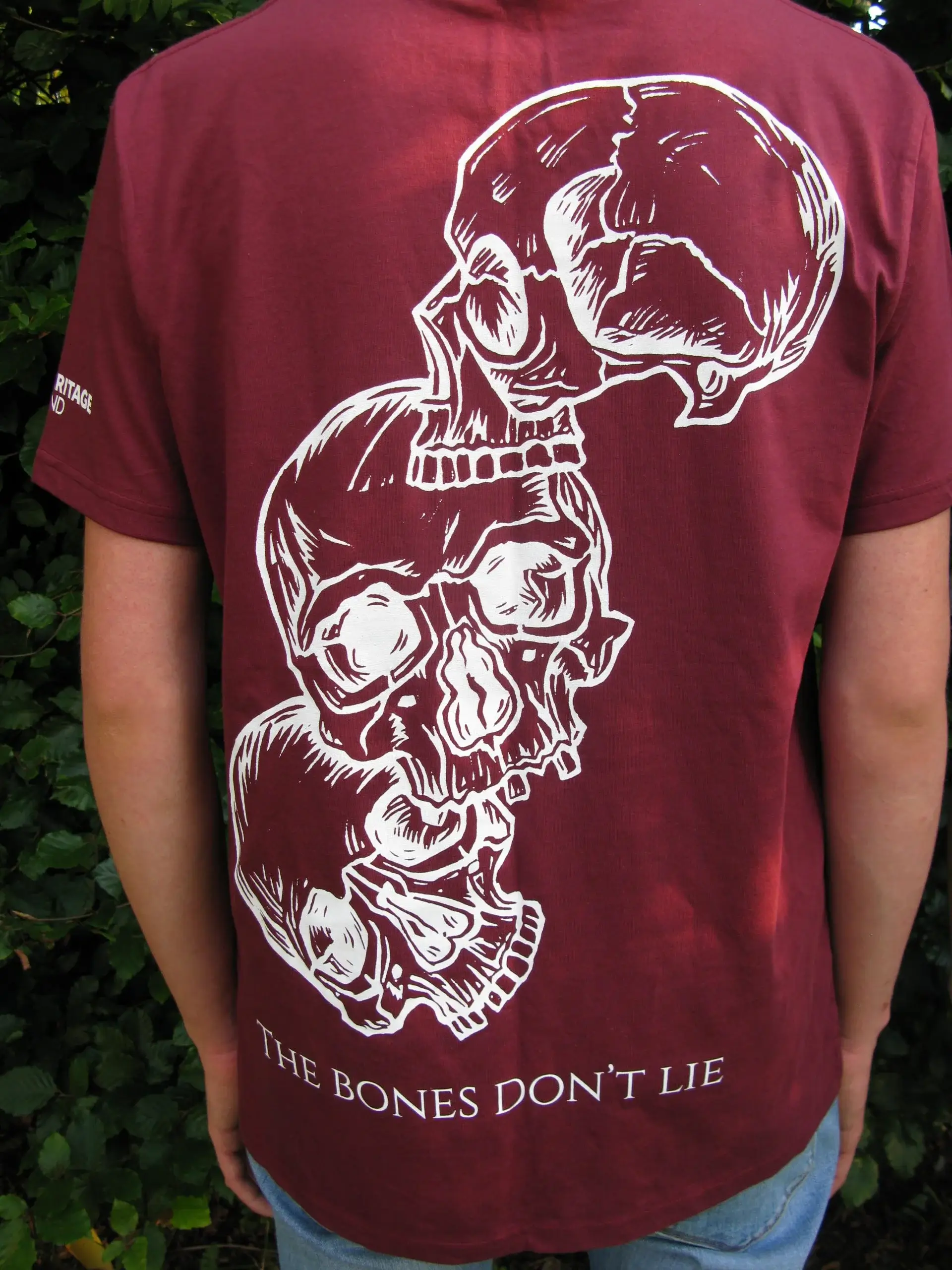 'The bones don't lie' T-shirt - Image 4