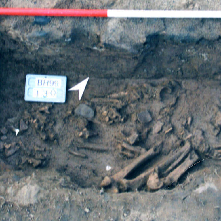 A skeleton with codename oferbrædan as discovered in the bowl hole graveyard